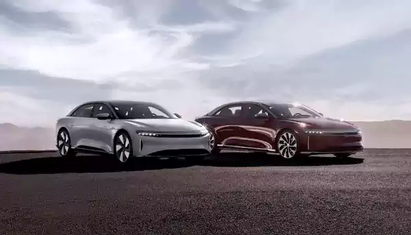 2025 lucid air