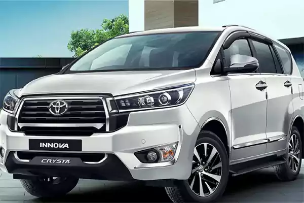 toyota innova crysta