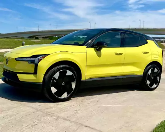2025 Volvo EX30 Performance