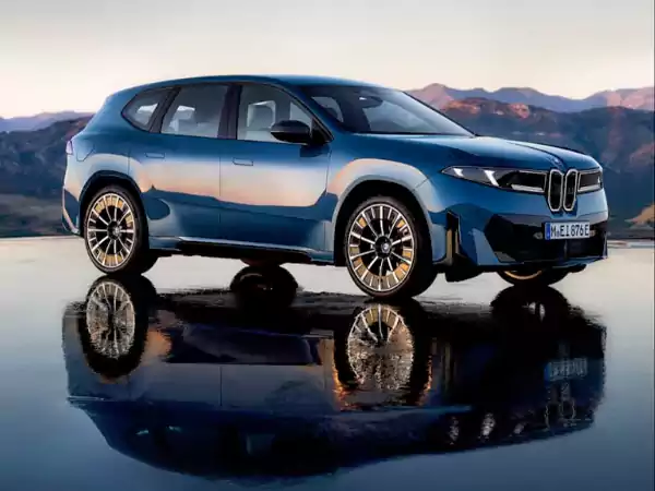 BMW unveils the iX3