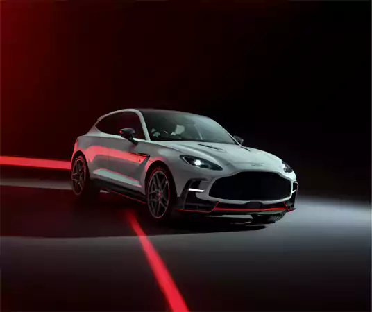 Aston Martin DBX S