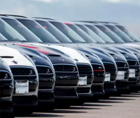 1 in 5 new US car buyers now face monthly payments over 1000 dolor