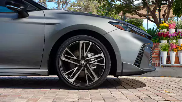 2025 Toyota Camry Exterior and Design