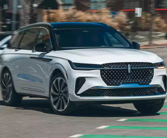 the 2025 Lincoln Nautilus Hybrid
