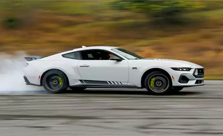d-2026 Ford Mustang RTR
