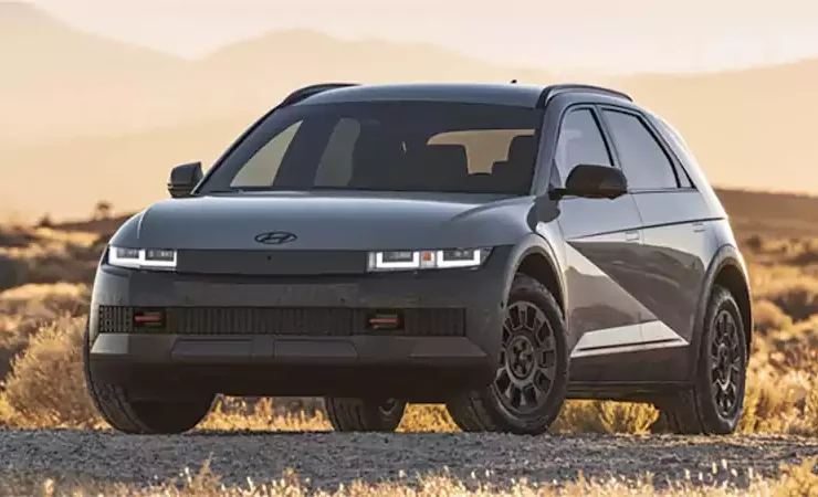 d-Hyundai Slashes